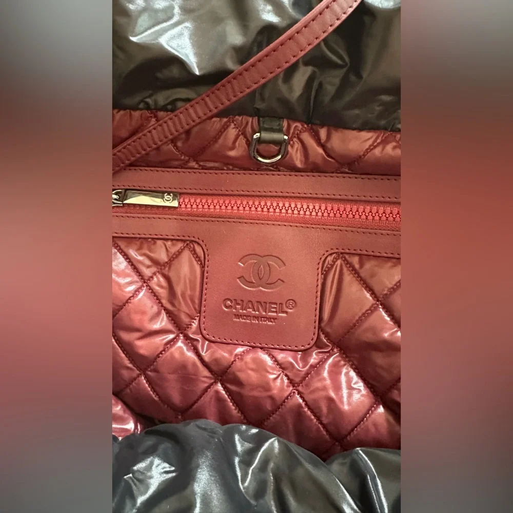 🖤 AUTHENTIC Chanel Nylon Quilted Coco Cocoon Reversible Tote🖤 - Picture 14 of 16